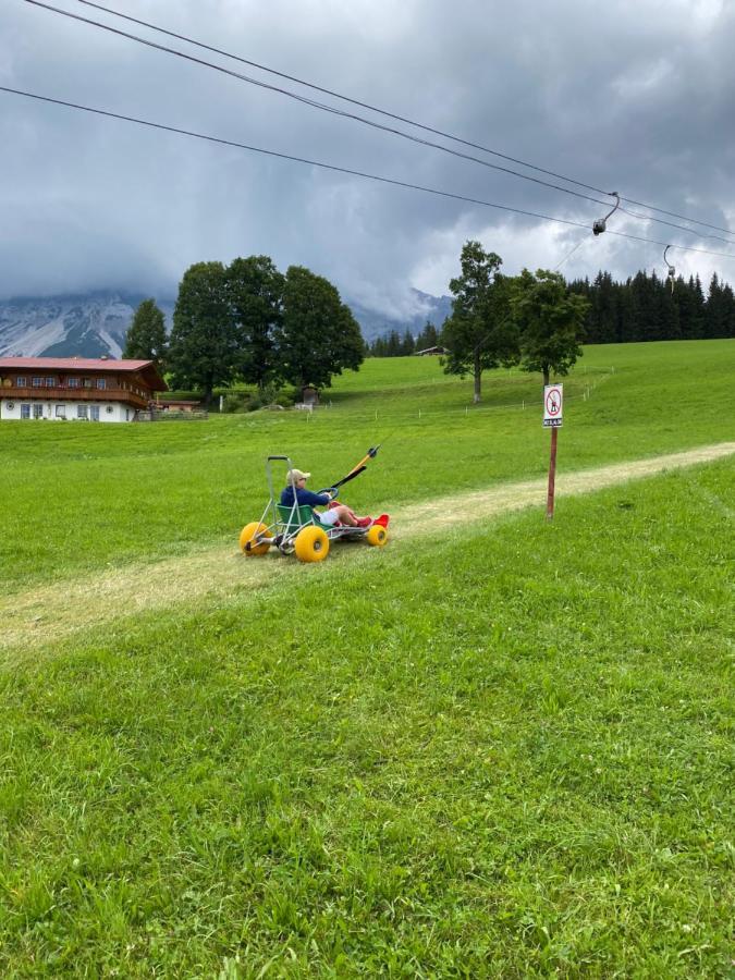 Dachsteinblick Apartment Ramsau am Dachstein Kültér fotó